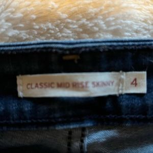 Levi’s classic midrise skinny size 4 short-2pairs
